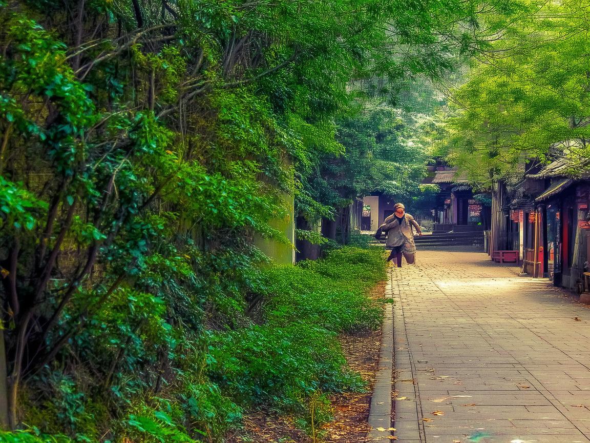 湘潭哪里在招物业客服？